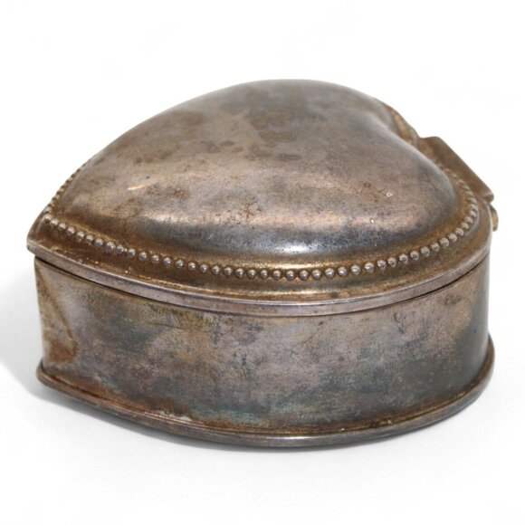 Vintage Heart-Shaped Silver Plate Trinket Box With Engraved H.B. - Picture 4 of 7